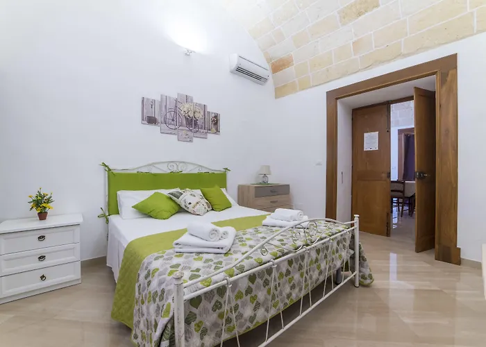 Bed & Breakfast La Campana Salentina 4*